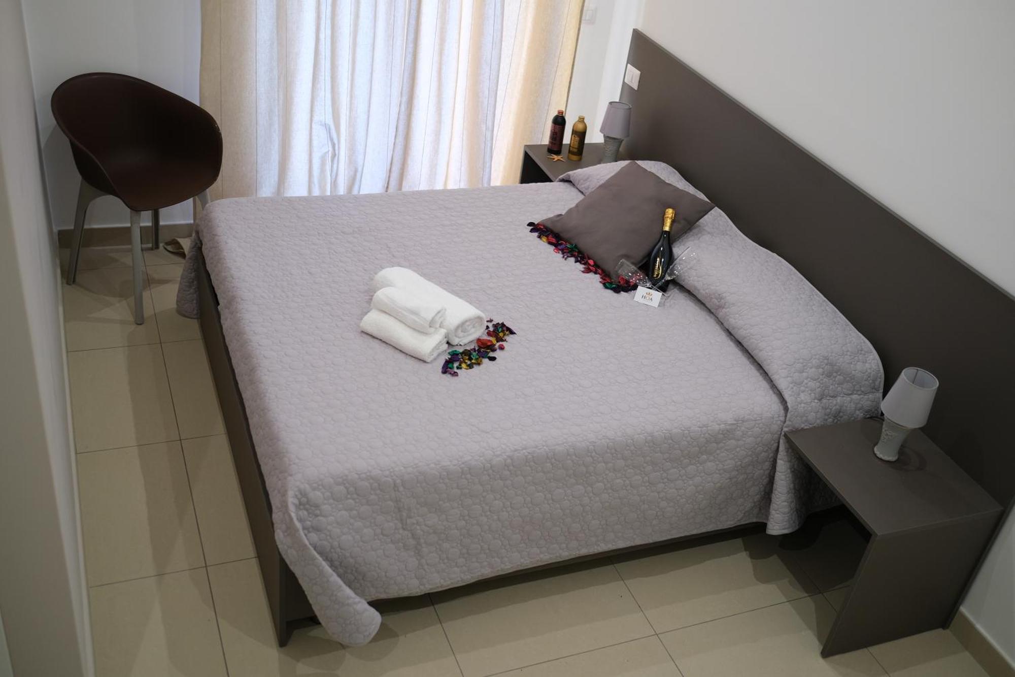 Hoa Suites Aversa Exterior foto